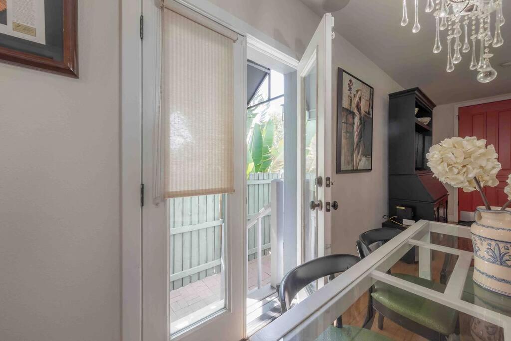 Nawlins Vibe With Rooftop Verandah Near Riverwalk And Downtown Tampa Exterior photo