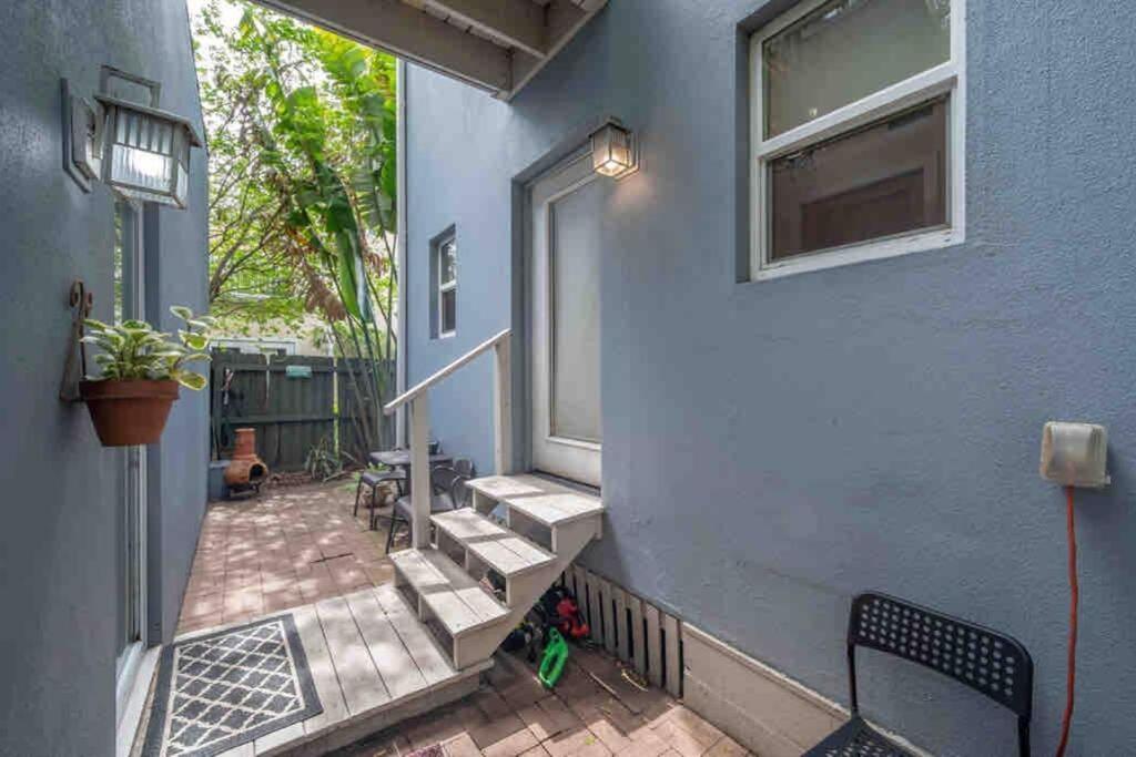 Nawlins Vibe With Rooftop Verandah Near Riverwalk And Downtown Tampa Exterior photo